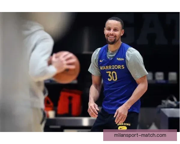 库里推迟5v5训练复查健康状况 回归赛程存不确定性 库里推迟5v5训练复查健康状况 回归赛程存不确定性