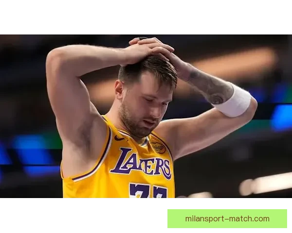 东契奇三月560分钟轰558分禁赛一场仍比肩乔丹名嘴批评其不自律