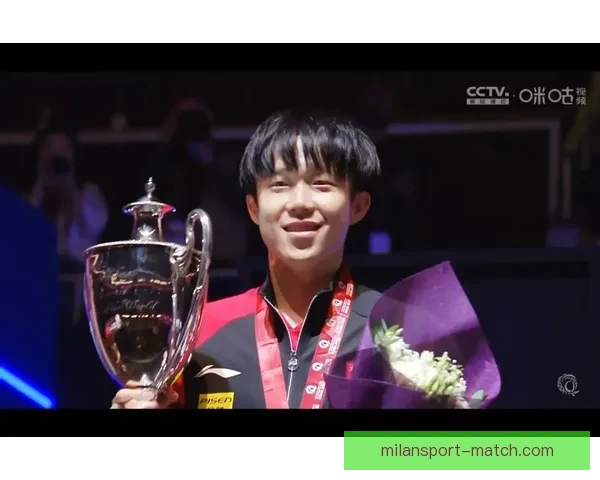 王楚钦累倒双手撑地感言观众托举自己全力拼搏再度冲击荣耀